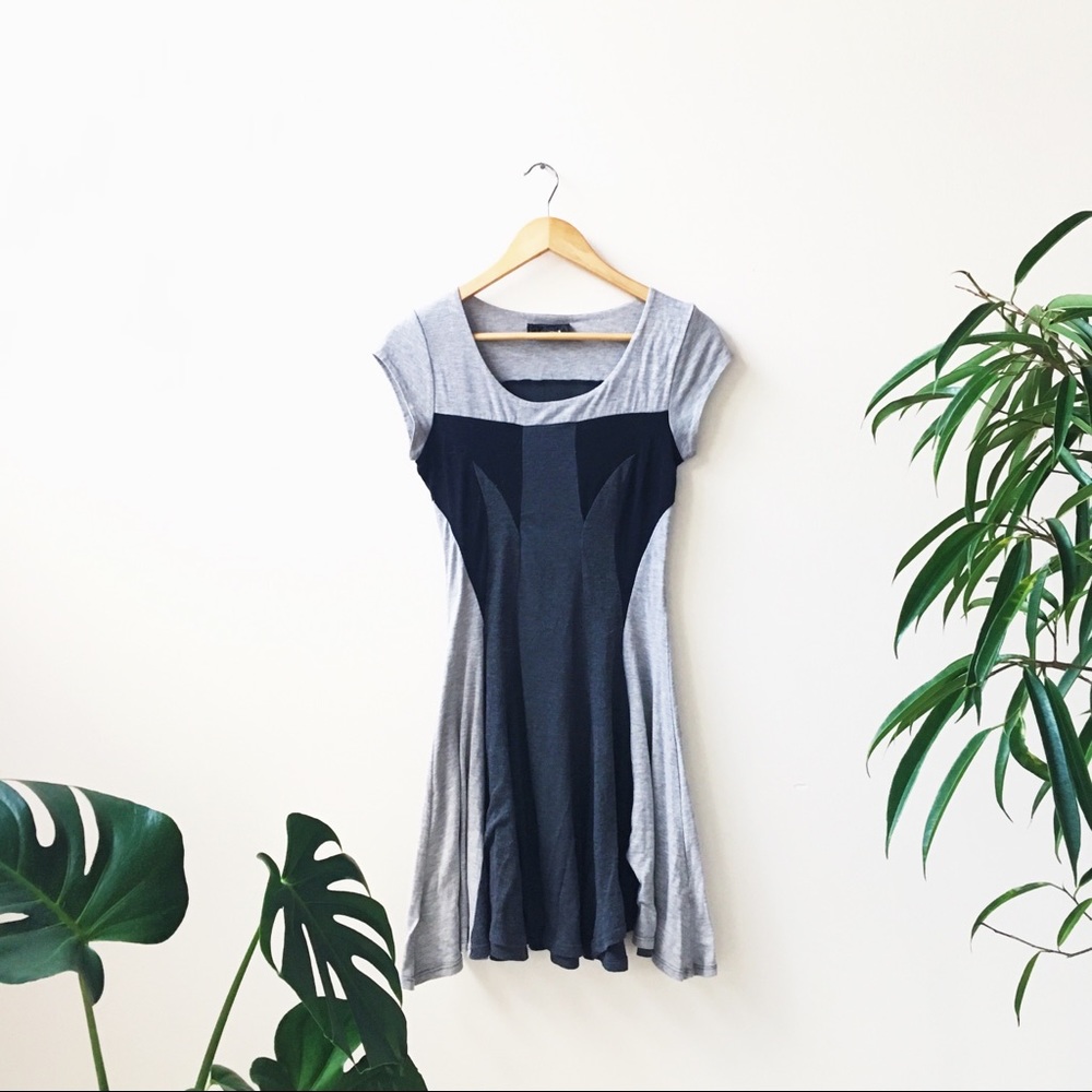Grey Geometric T-shirt Dress